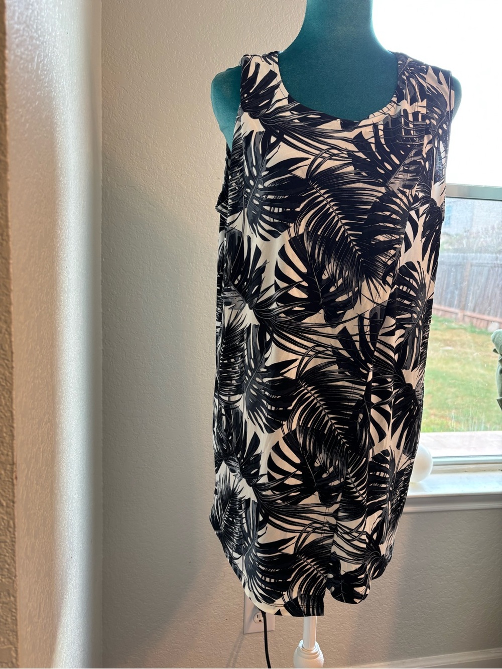 Alfani Black & White Tropical Palm Tunic Dress